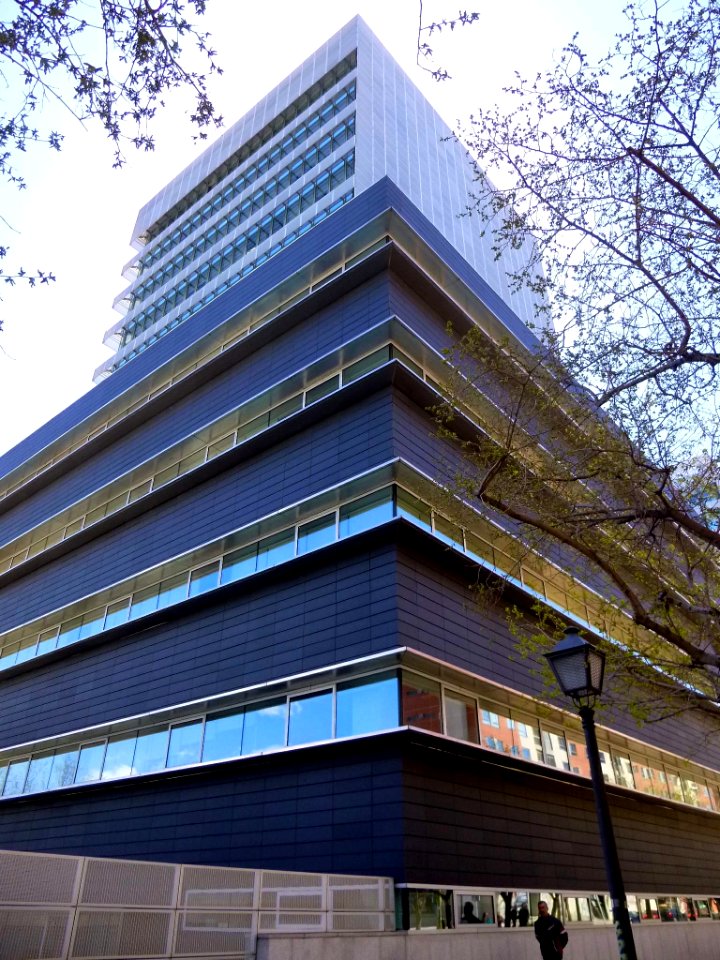 Madrid - Edificio Titán 4-6 (sede de Adif) 2