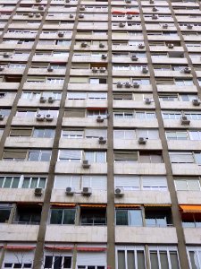 Madrid - Edificio en la Avenida General Perón, 32 (5)