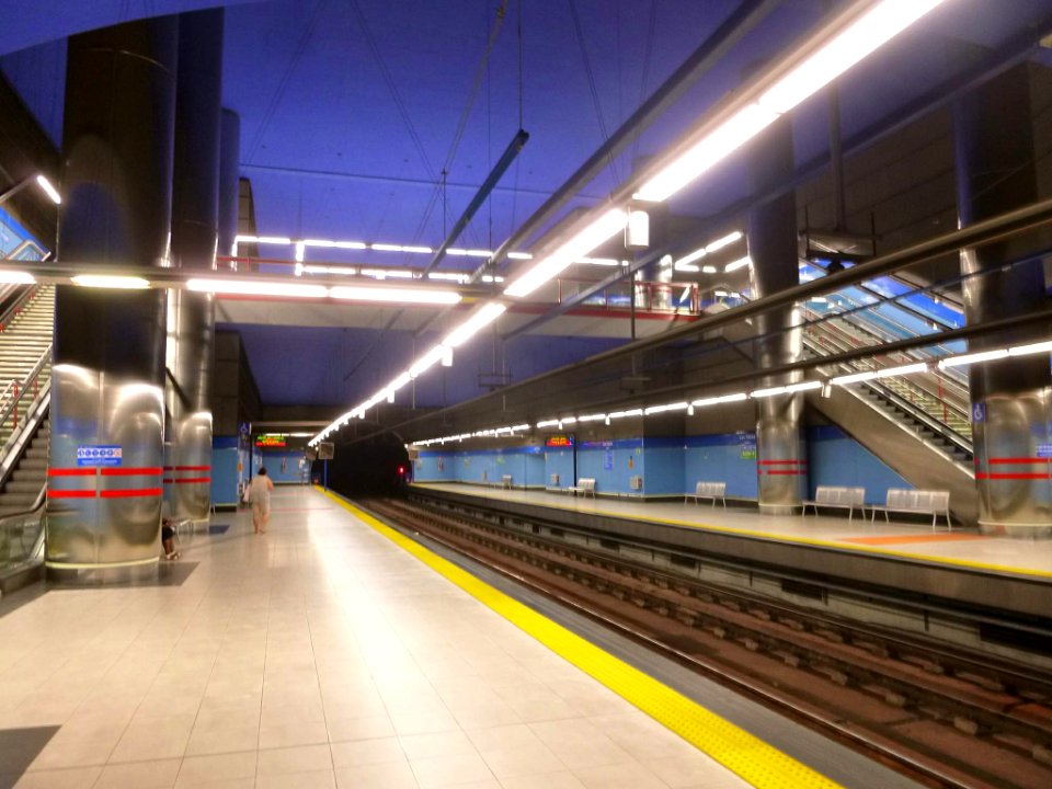 Madrid - Estación de metro de Las Tablas 3