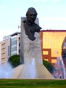 Madrid - Glorieta de Don Juan de Borbón y Battenberg 2