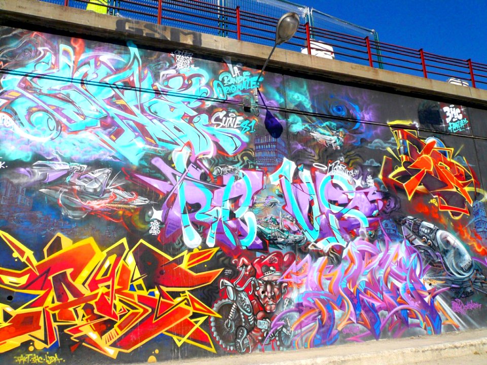 Madrid - Graffitis en Chamartín 04
