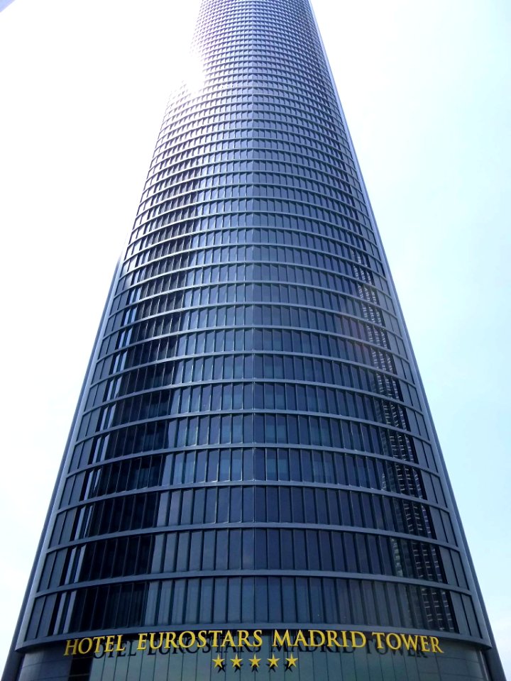Madrid - CTBA, Torre PwC (Hotel EuroStars Madrid Tower) 01