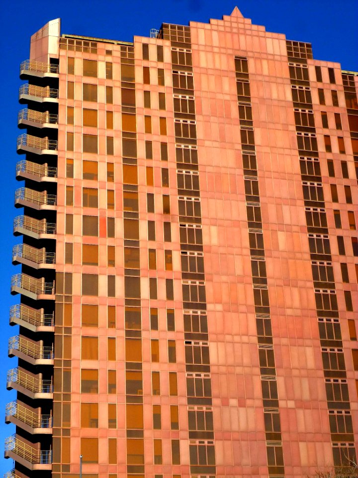 Madrid - Edificio Bronce 02