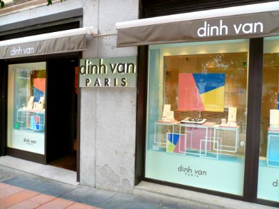 Madrid - Din Vahn (Calle de José Ortega y Gasset, 11)