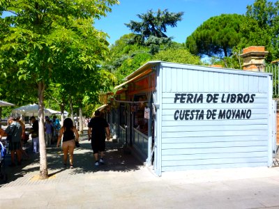 Madrid - Feria de Libros Cuesta de Moyano 8