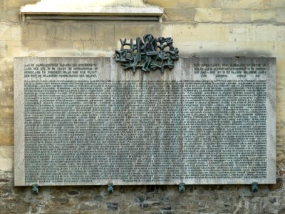 Maastricht-Monument bij de Sint-Servaasbasiliek