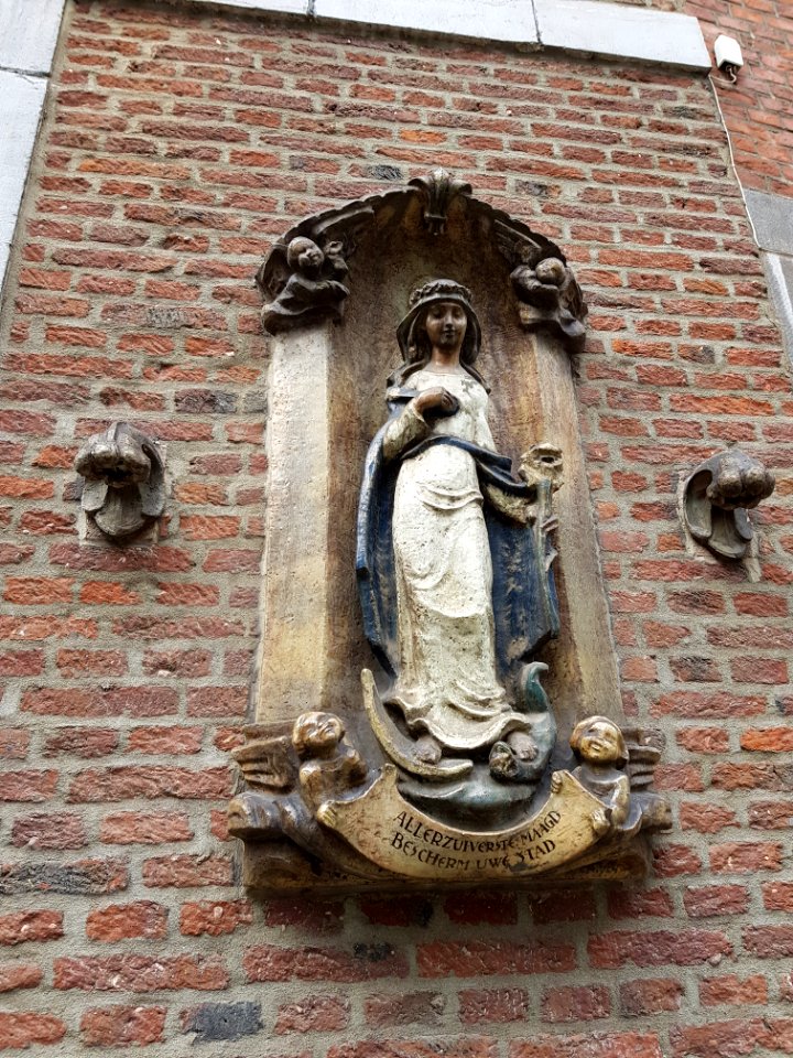 Maastricht-Mariabeeldje Kapoenstraat