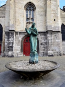 Maastricht-Sint-Antoniusbeeld voor Sint-Matthiaskerk (1)