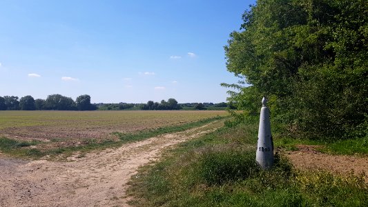 Maastricht-Smeermaas-Grenspaal 101 (BE-NL) (2)
