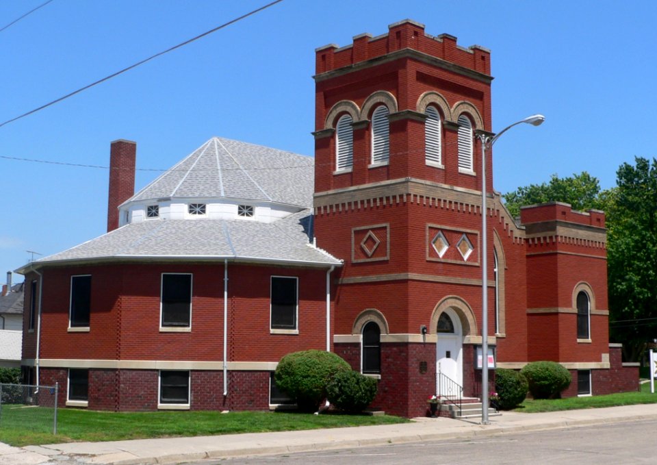 Madison, Nebraska First Presbyterian from SW 1