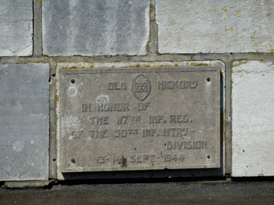 Maastricht-Servaasbrug-Plaquette voor de Old Hickory Divisie (2)