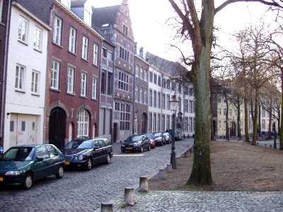 Maastricht-Grote Looiersstraat-2