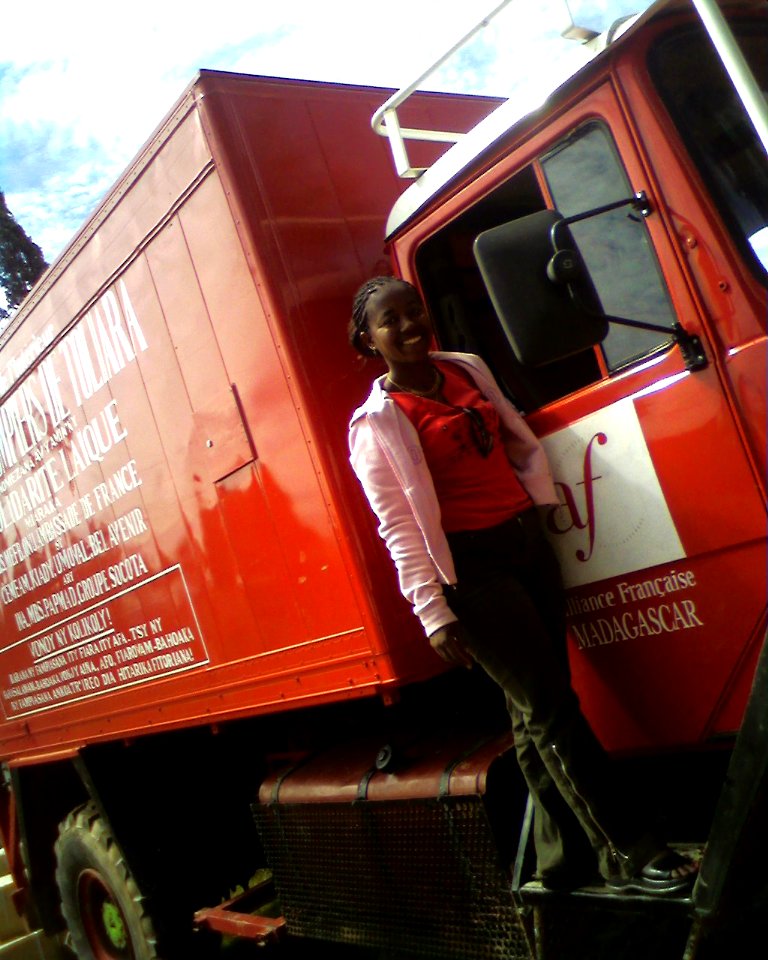 MADAGASCAR SOLIDARITE LAIQUE DON D'UN CAMION DE POMPIERS 3