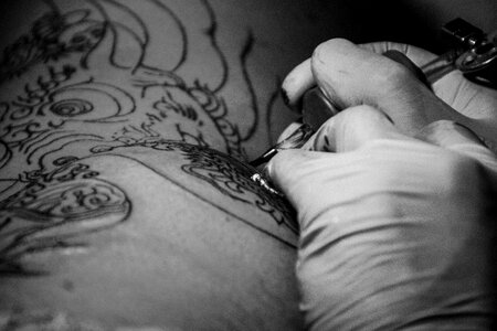 Drawing body artists