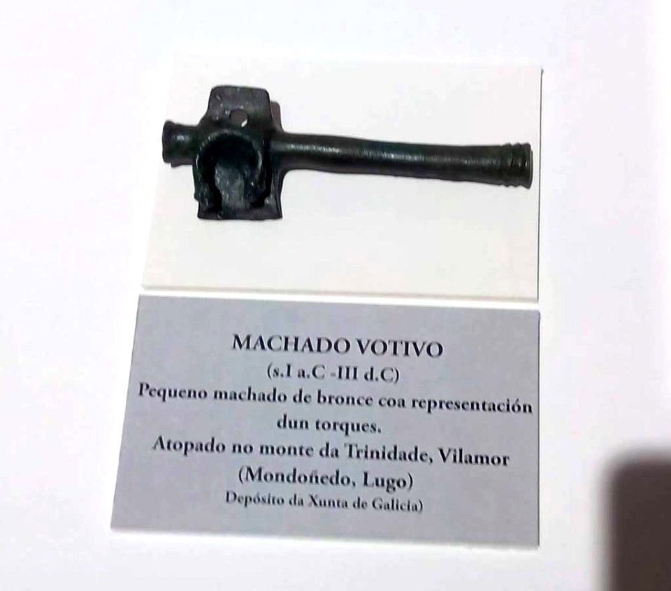 Machado votivo do Castro Trinidade Mondoñedo Lugo