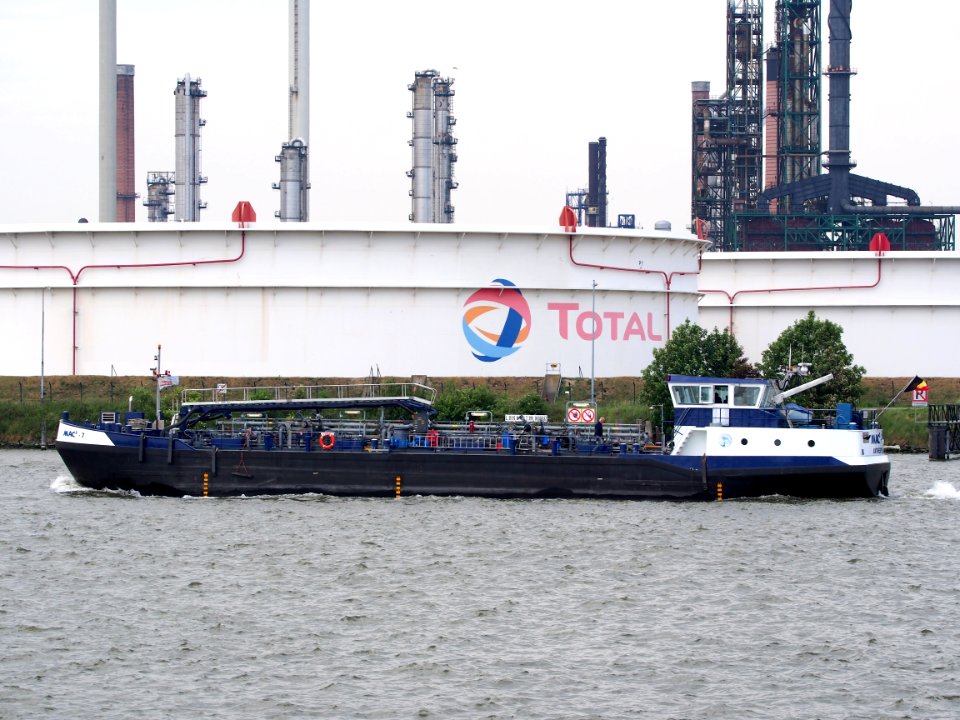 MAC-7 - ENI 06105152,Port of Antwerp, pic1