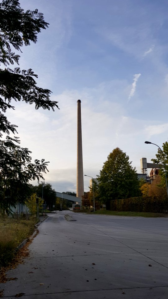 Maastricht-ENCI-schoorsteen (2)