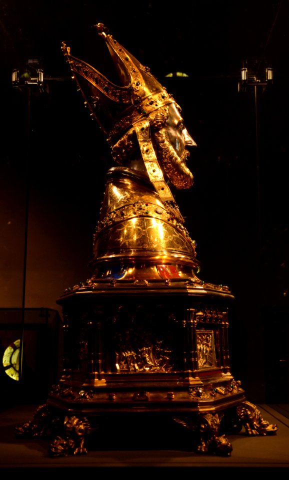 Maastricht Reliquary bust of Saint Servatius 26092015 01