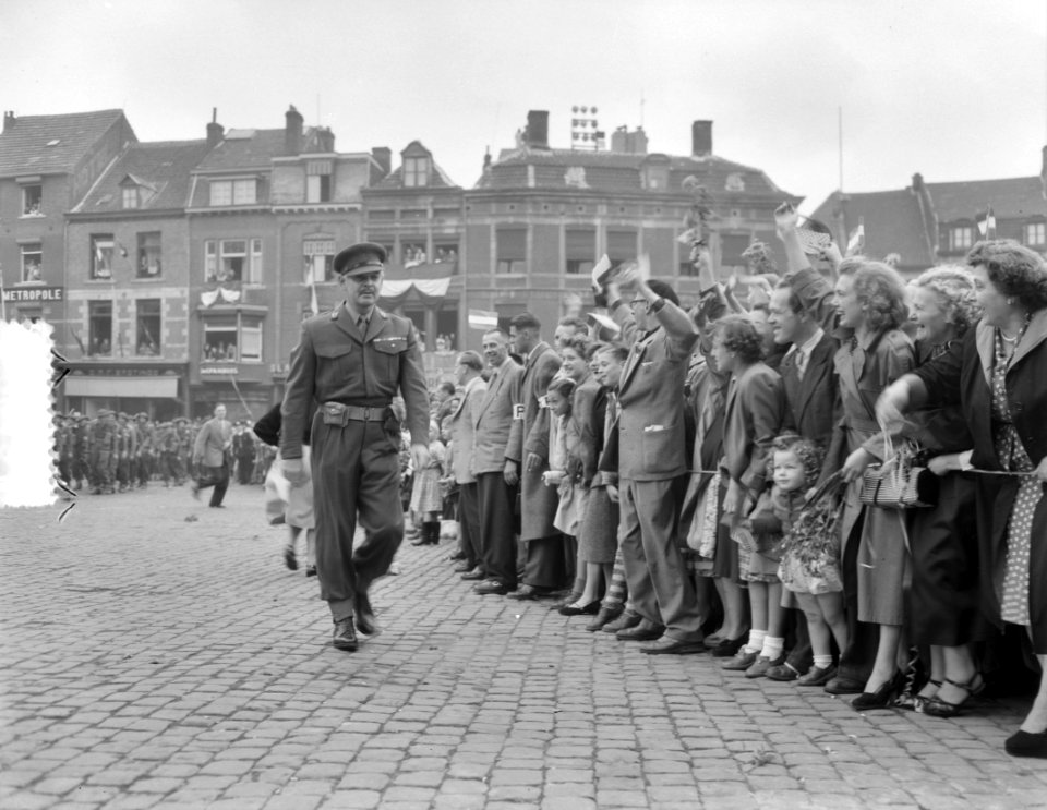 Maastricht. Opnames voor de film Betrayed (werktitel The true and the brave, Bestanddeelnr 905-9941