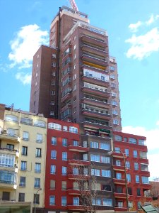 Madrid - Avenida de América 2 (Grupo de Viviendas para Bancaya) (1)