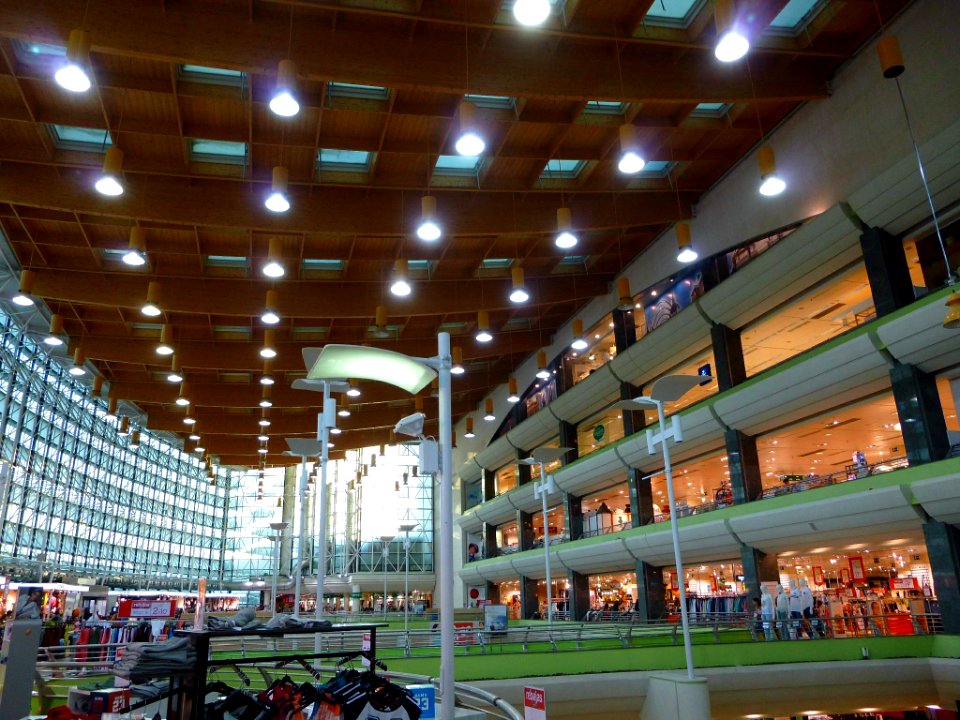Madrid - Centro Comercial Sanchinarro 03