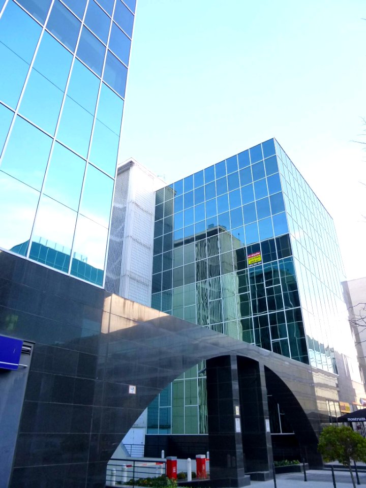 Madrid - Campo de las Naciones, Avenida del Partenón 4-6 (Edificio Egeo) 2