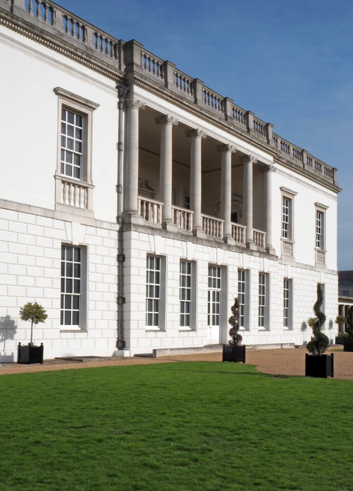 Columns queen's house england