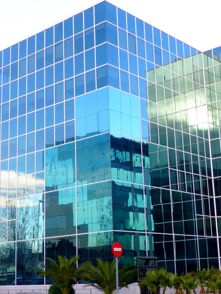 Madrid - Campo de las Naciones, Avenida del Partenón 16-18 (2)