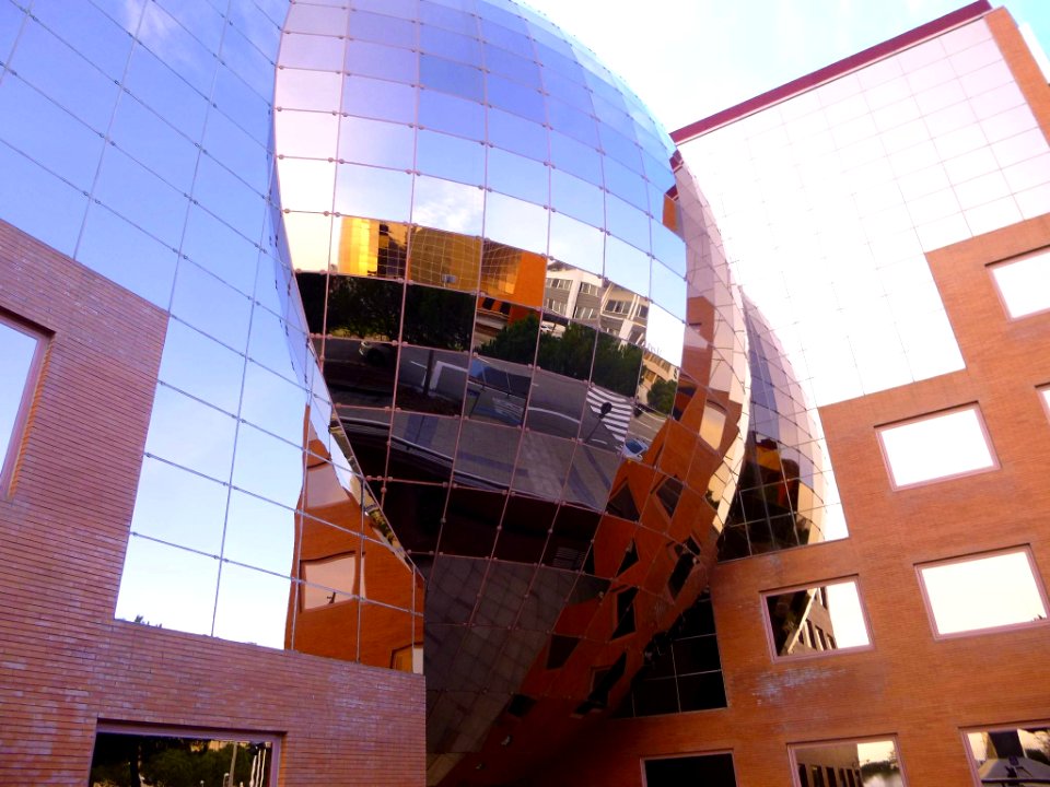 Madrid - Campo de las Naciones, Edificios Esferas Gemelas 04