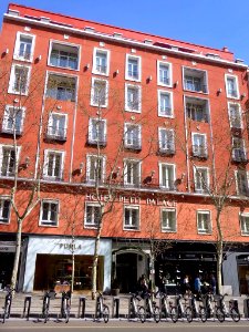 Madrid - Calle Serrano, Hotel Petit Palace Embassy Serrano (Serrano 46)