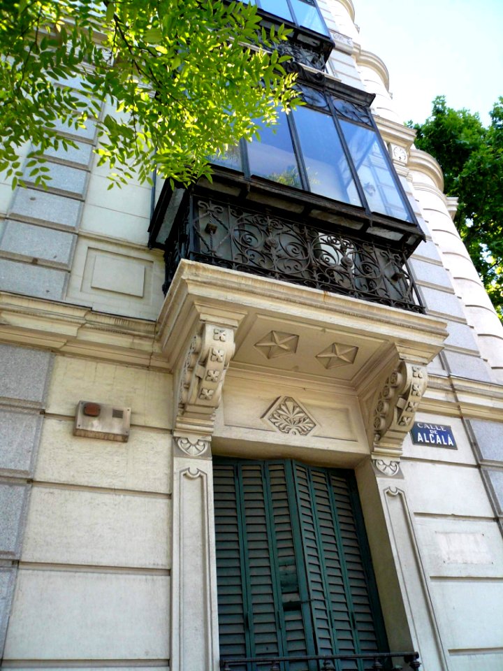 Madrid - Calle de Alcalá, Fundación Universitaria Española 3