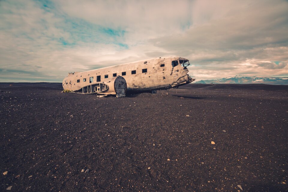Wreckage crashed crash