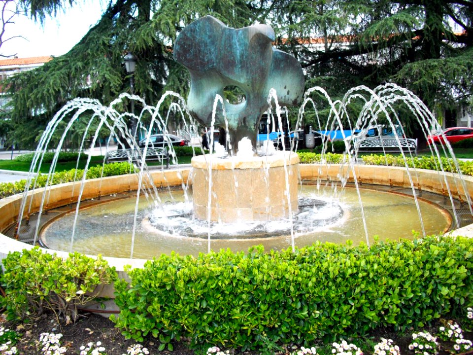 Madrid - Barajas, Plaza de los Hermanos Falcó y Álvarez de Toledo 08