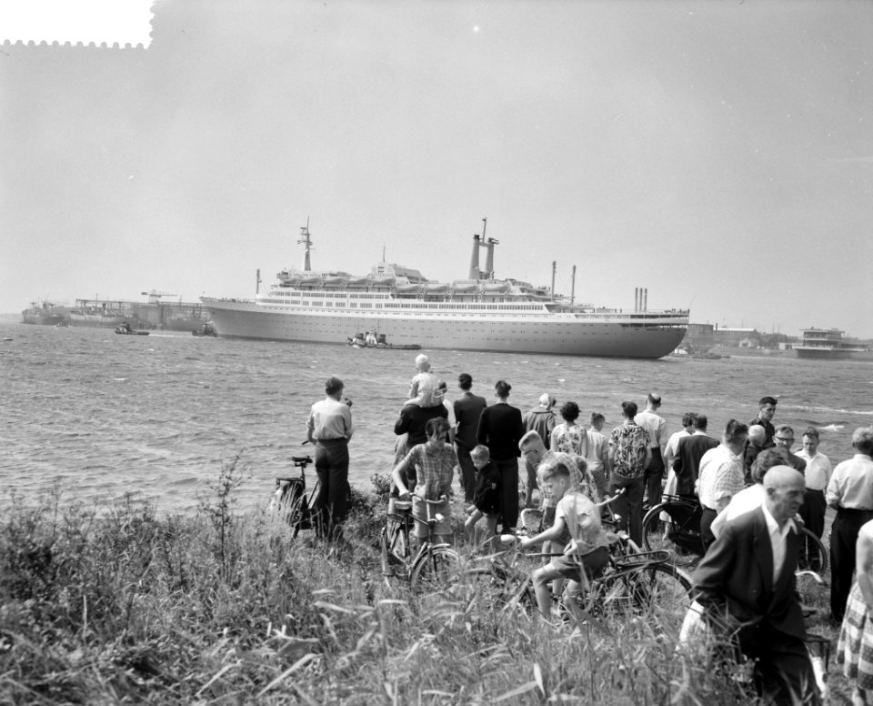 Machineproefvaart van het Ss. Rotterdam op de Nieuwe Waterweg, Bestanddeelnr 910-5159