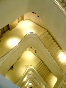 Madrid - CaixaForum, escalera 04