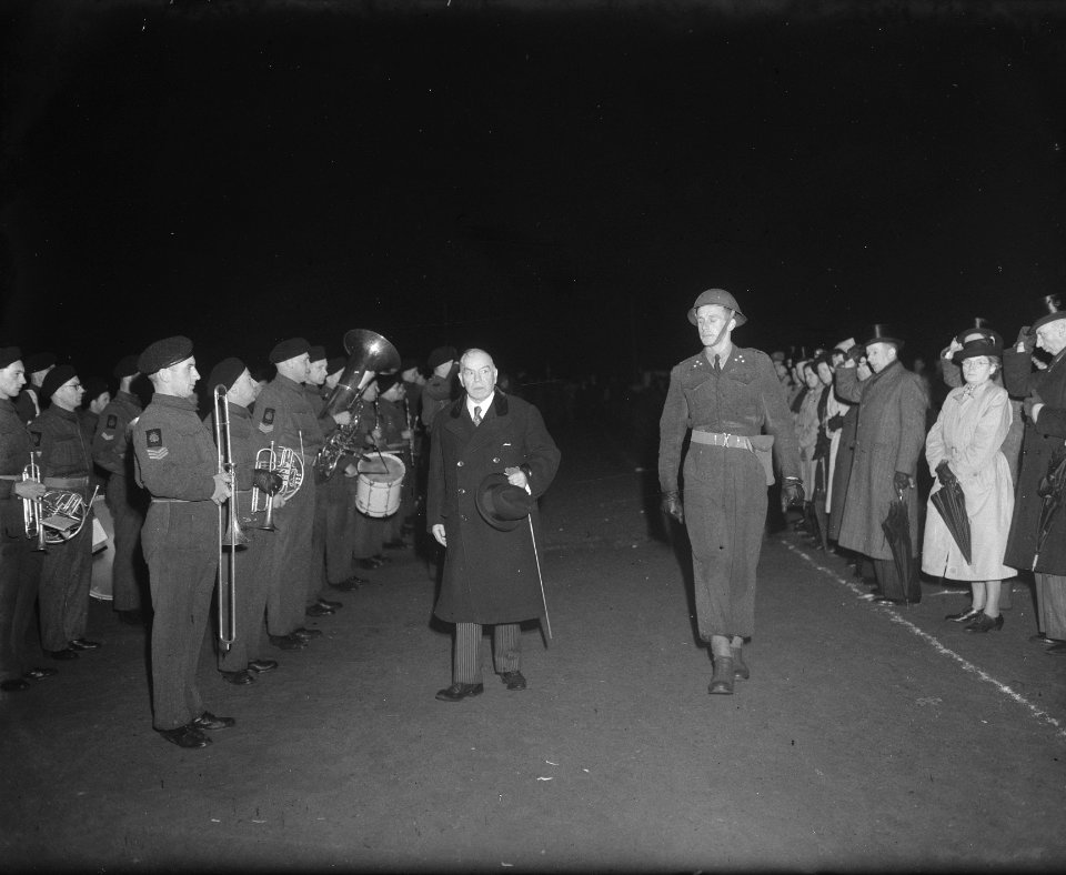 Mackenzie King in ons land, Bestanddeelnr 902-4474