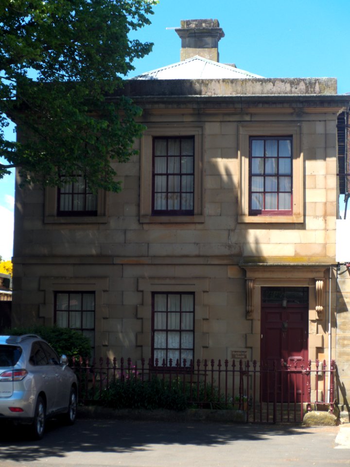 Macquarie House Ross 20201113-046