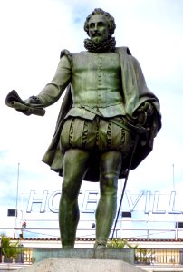 Madrid - Plaza de las Cortes, Monumento a Cervantes 2
