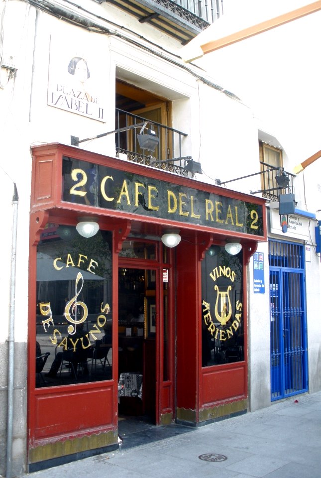 Madrid - Café del Real, en la Plaza de Isabel II
