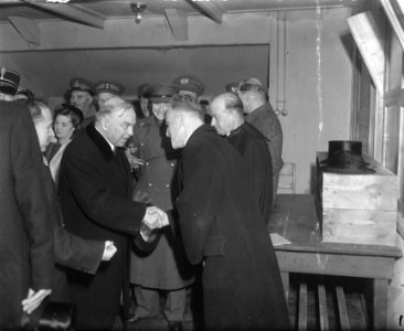 MacRensing King in ons land, Bestanddeelnr 902-4471