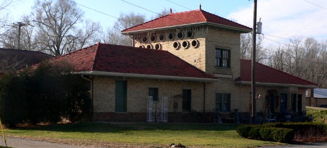 Mackinaw, Illinois depot from NE