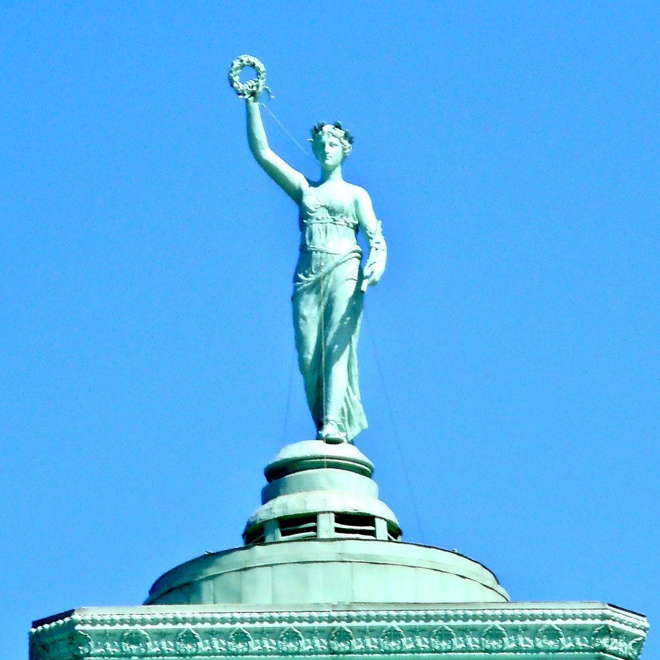 Memorial Hall roof sculptures Philly top Columbia