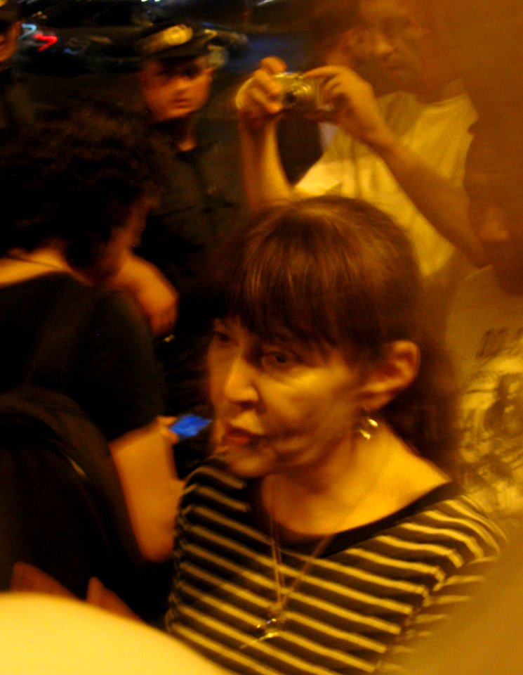 Macovei proteste Victoria 5-7-12 02