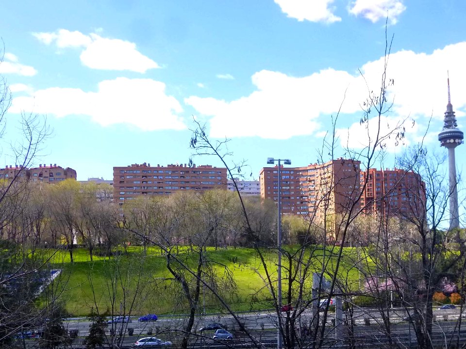 Madrid - Barrio de Estrella, Distrito de Retiro (cropped)