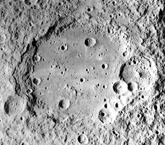 Mendeleev crater 1115 med