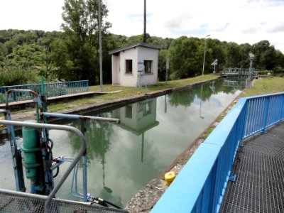 Menaucourt (Meuse) Canal de la Marne au Rhin, écluse 17 Menaucourt