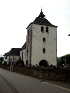 Menditte (Pyr-Atl, Fr) Tour de l'eglise