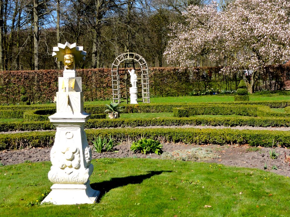 Menkemaborg zonnenwijzer