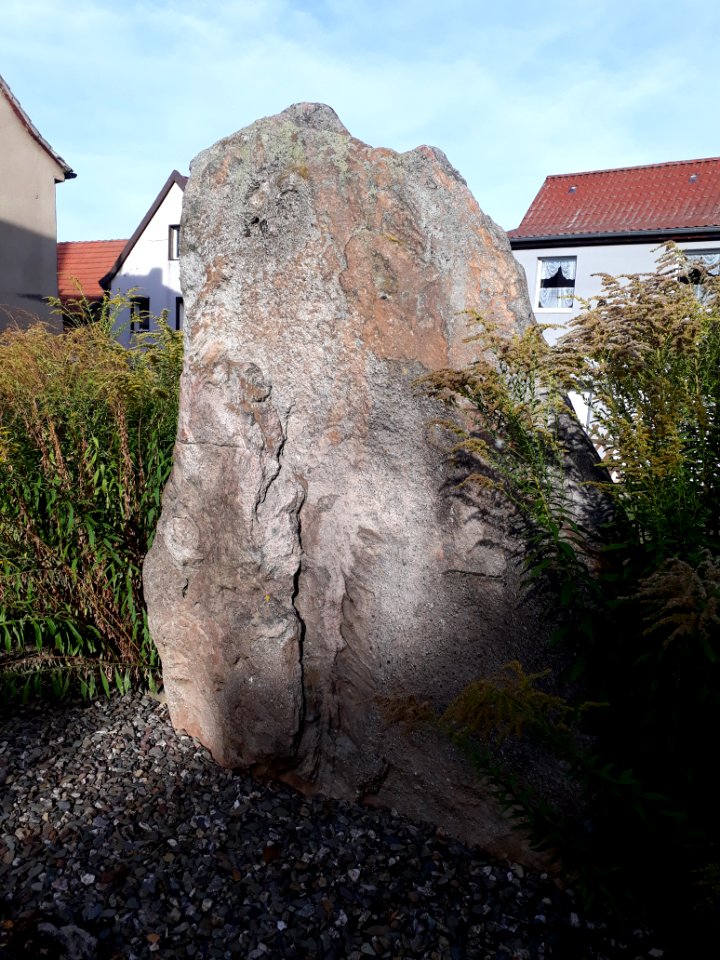 Menhir Hackpfüffel - 1