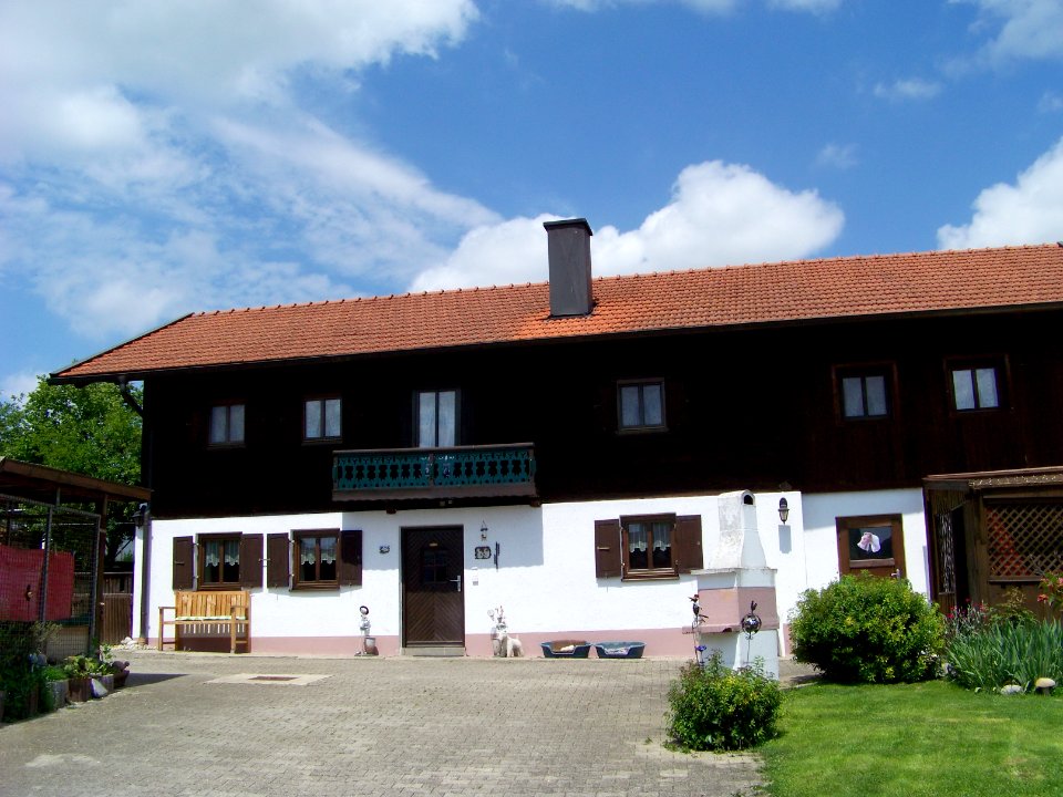 Mengkofen-Hofdorf-Süßkofener-Straße-16